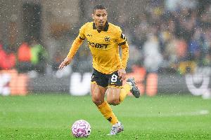 要价5000万欧！葡媒：曼联想1月签狼队中场戈麦斯，球员愿意加盟